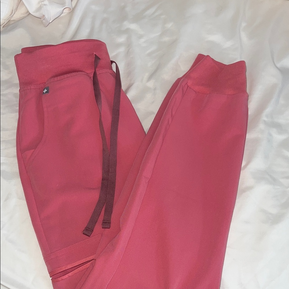 Figs Coral Jogger Pants